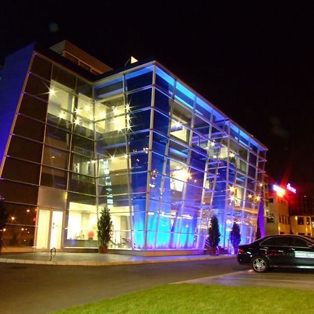 Hotel Metropolitan By Belgrade Arena 外观 照片