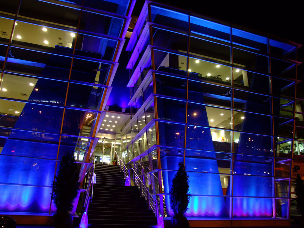 Hotel Metropolitan By Belgrade Arena 外观 照片