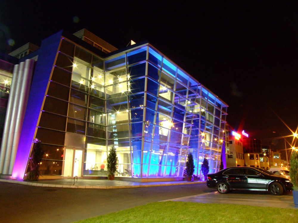 Hotel Metropolitan By Belgrade Arena 外观 照片